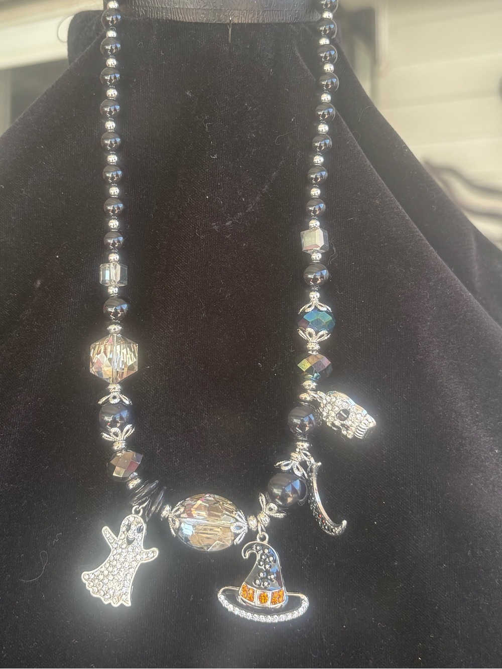 paparazzi Black and Iridescent Halloween Charm Necklace